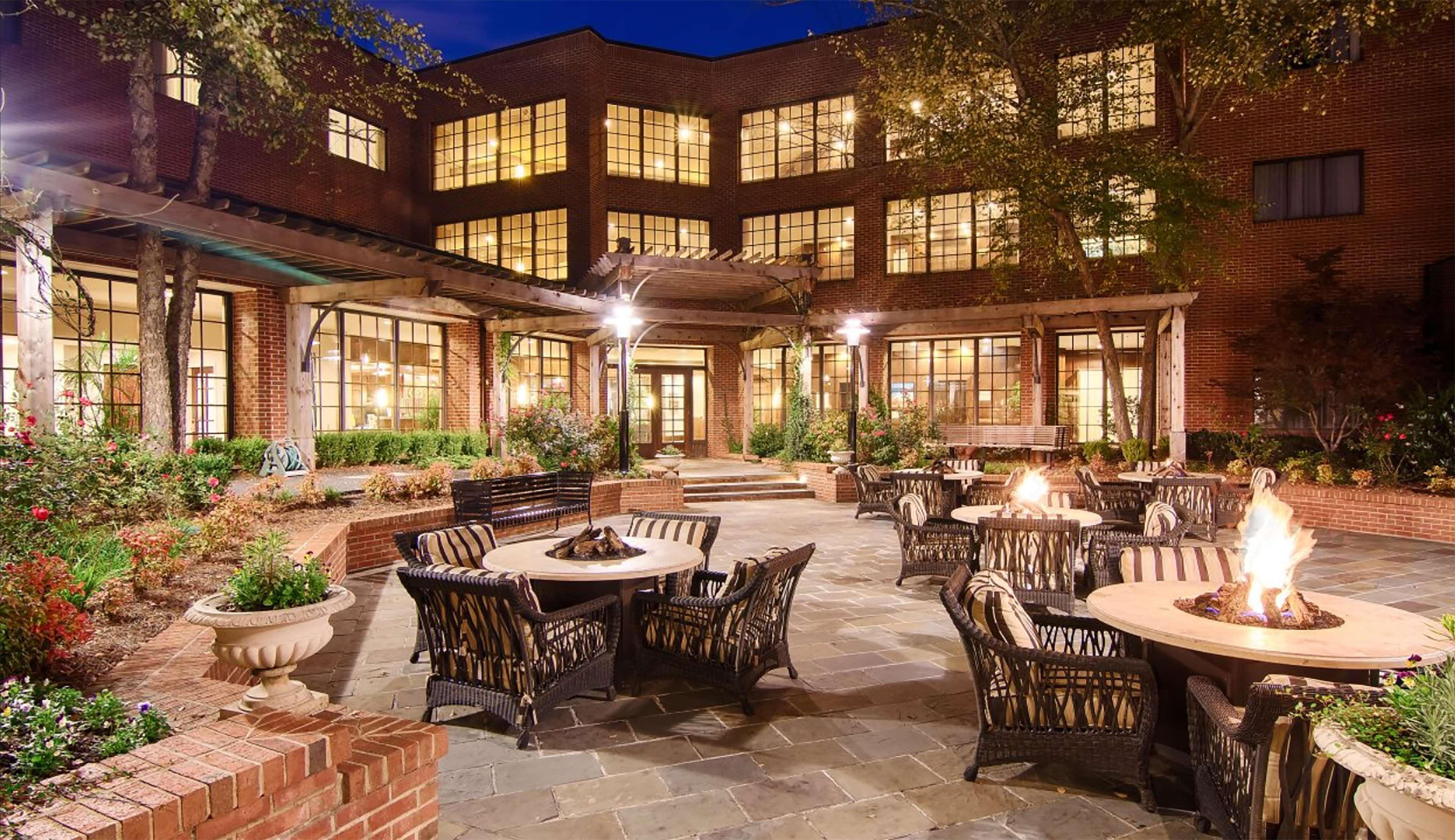 Doubletree Suites By Hilton Charlotte/Southpark Exterior foto