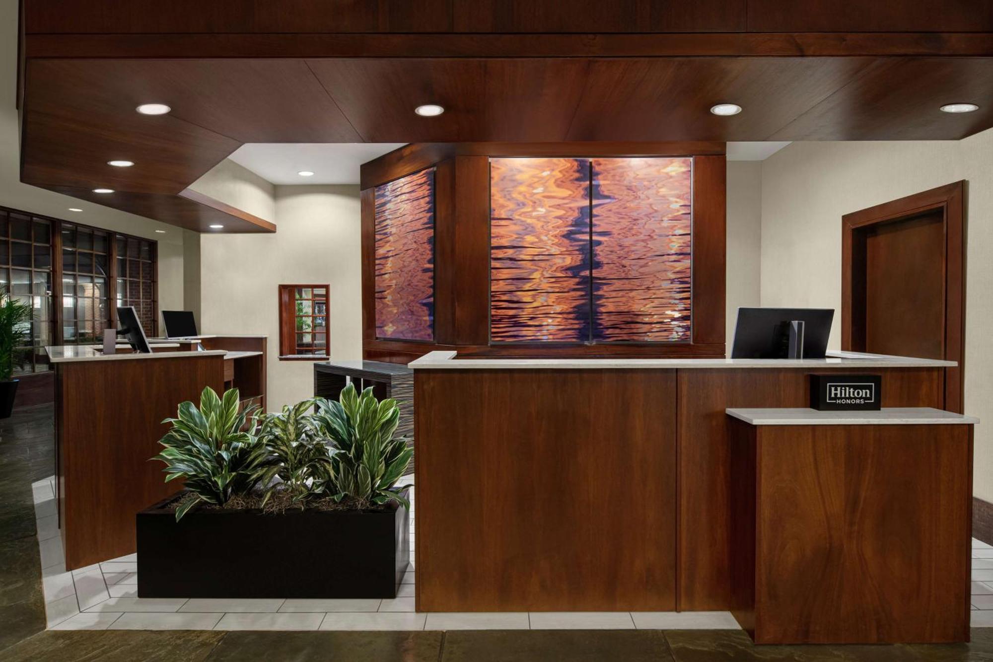 Doubletree Suites By Hilton Charlotte/Southpark Exterior foto