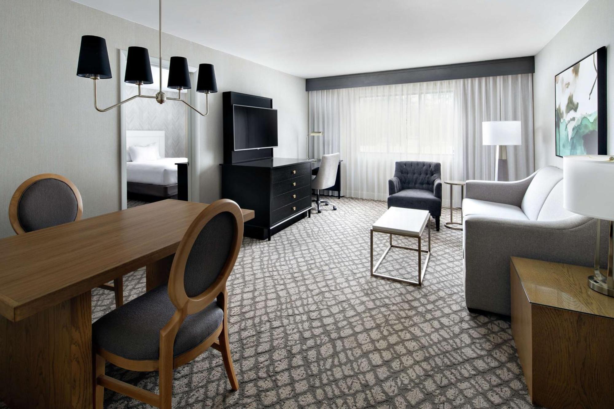 Doubletree Suites By Hilton Charlotte/Southpark Exterior foto